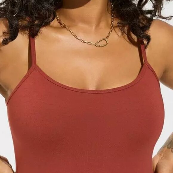 Torrid 5X Tank Top Cami Burnt Red Foxy Plus Size Layering Shirt Tee Fitted NWT - Picture 2 of 4